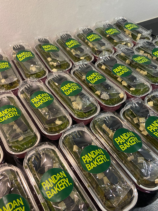 Pandan Blondie mini